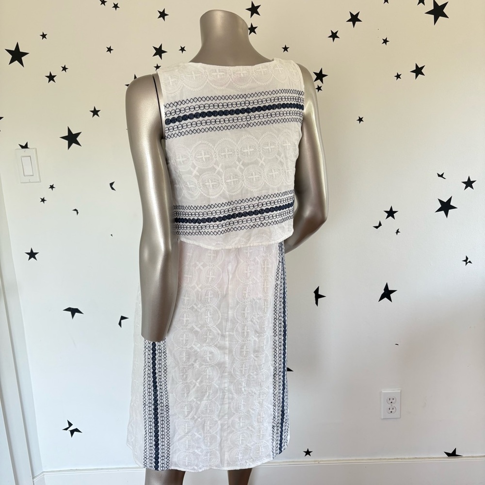Hello MIZ White and Blue Embroidered Maternity Dress Size Small - Picture 6 of 7